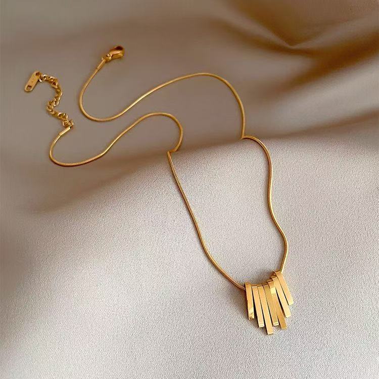 Fan Tassel Pendant Necklace Stainless Steel Gold Tone