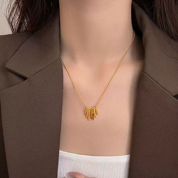 Fan Tassel Pendant Necklace Stainless Steel Gold Tone