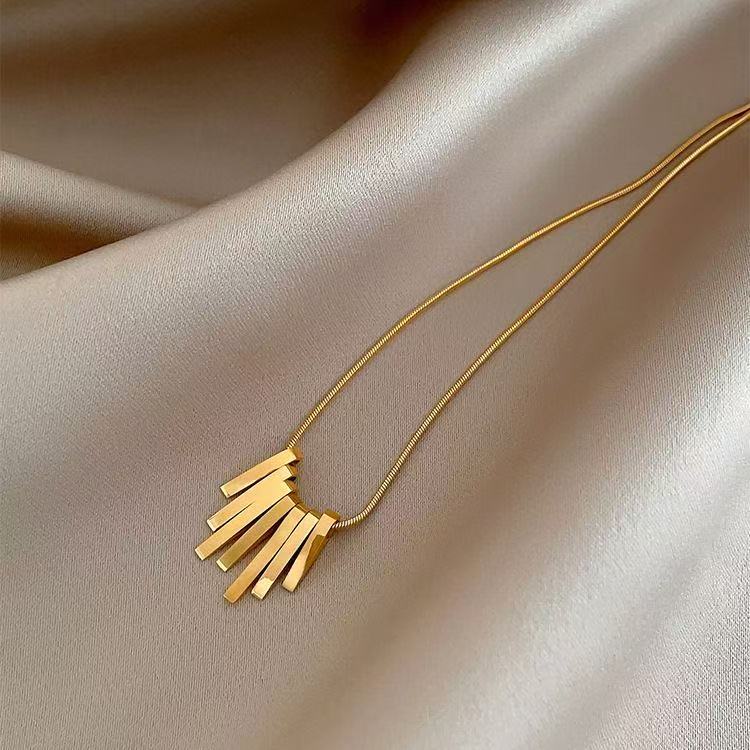 Fan Tassel Pendant Necklace Stainless Steel Gold Tone