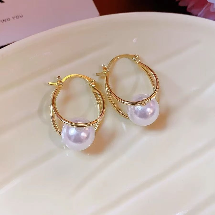 Minimal Pearl Drop Earrings Gold Tone