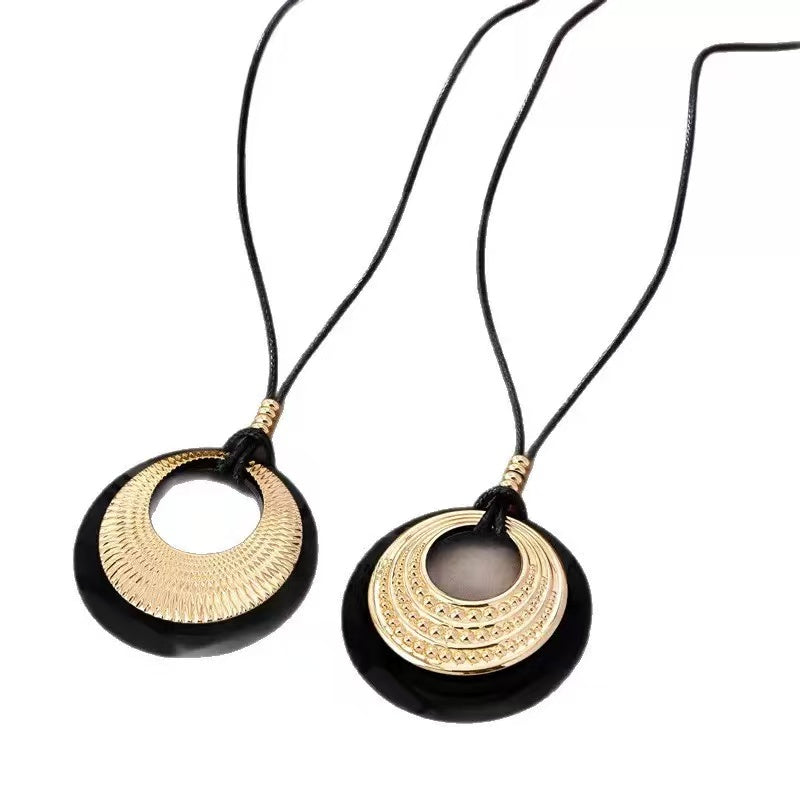 Minimal Hollow Circle Pendant Necklace Wax Rope Chain