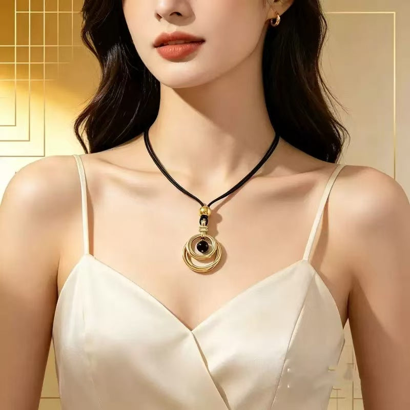 Retro Decorative Pendant Plated Alloy Necklace for Women