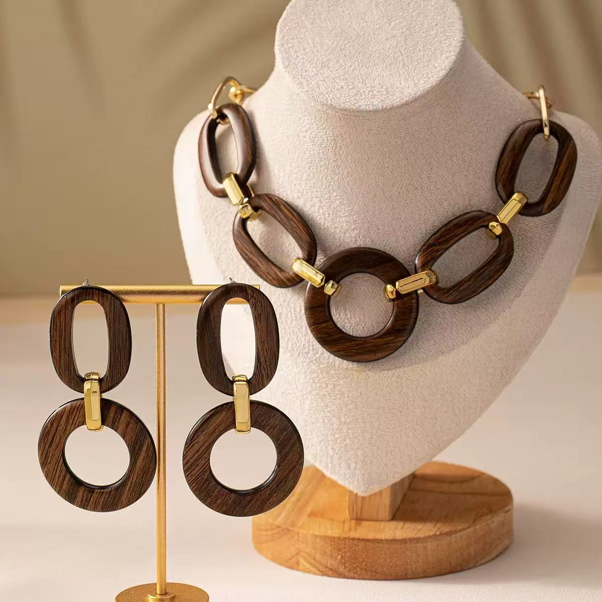 Modern Oval Acrylic Necklace and Dangle Earrings Set for Women
